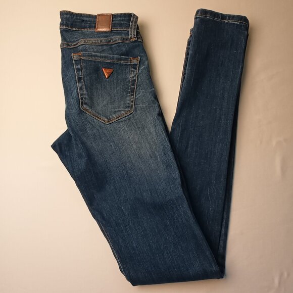 Guess Jeans Size 24/0 Low Rise Skinny Leg Medium Wash Y2K - Picture 1 of 10